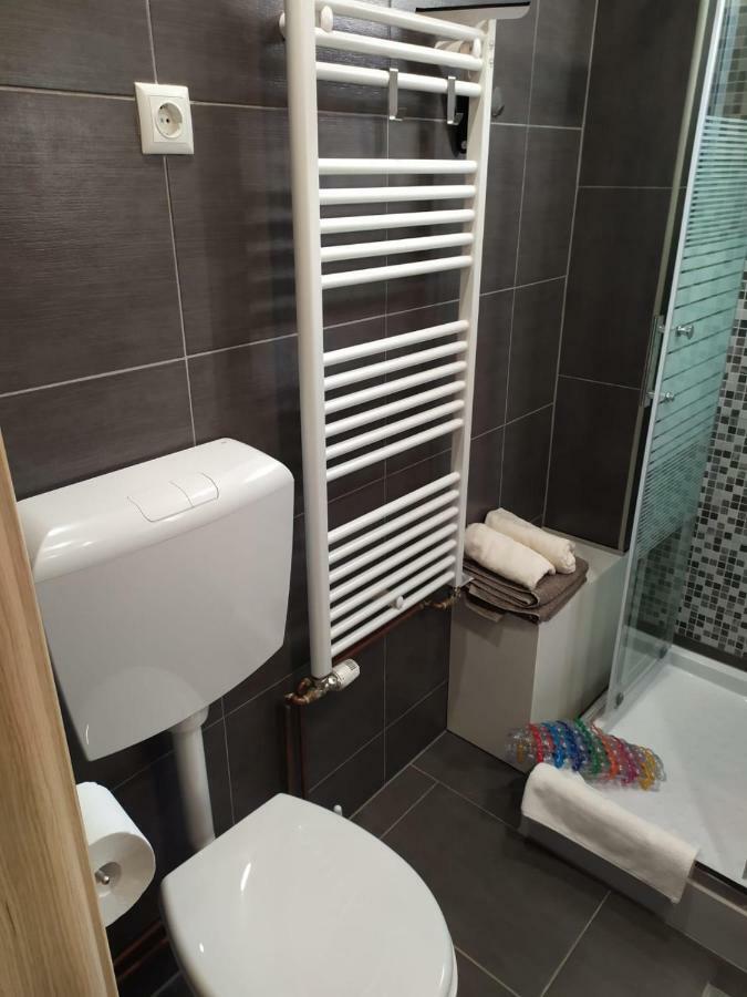 Apartman Hd Dakovo Ngoại thất bức ảnh